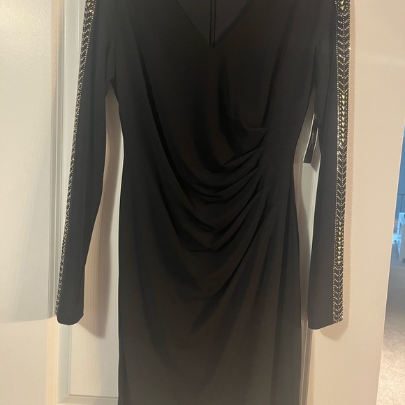 Guess Little Black Dress (Size 6) - Picture 4 of 6